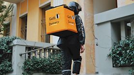 שליח של Gett Delivery, צילום: אווירה